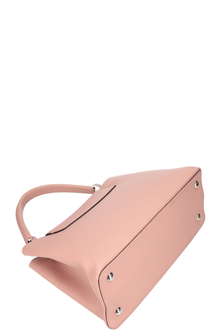 LOUIS VUITTON Capucines GM Magnolia