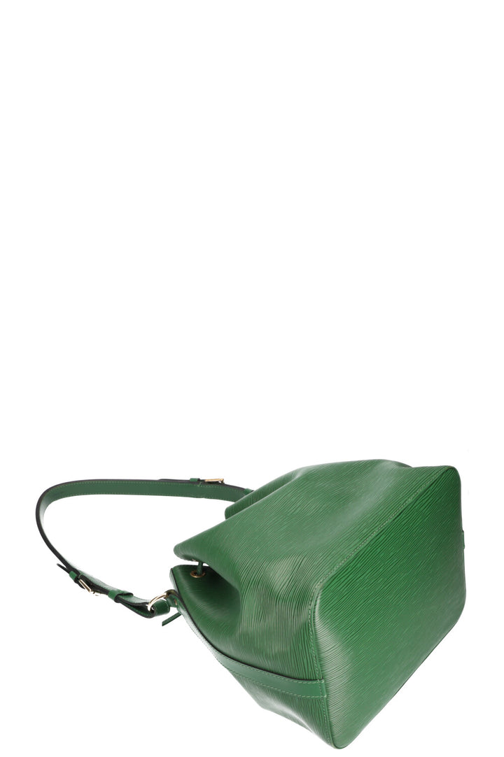 LOUIS VUITTON Petit Bag Noe Epi Green