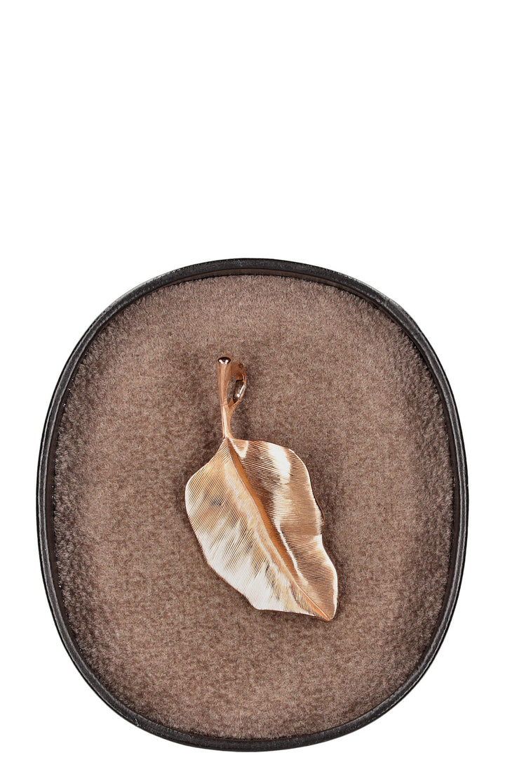 OLE LYNGGAARD Pendentif Feuilles