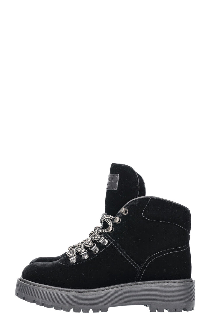 PRADA Hiking Boots Velvet Black