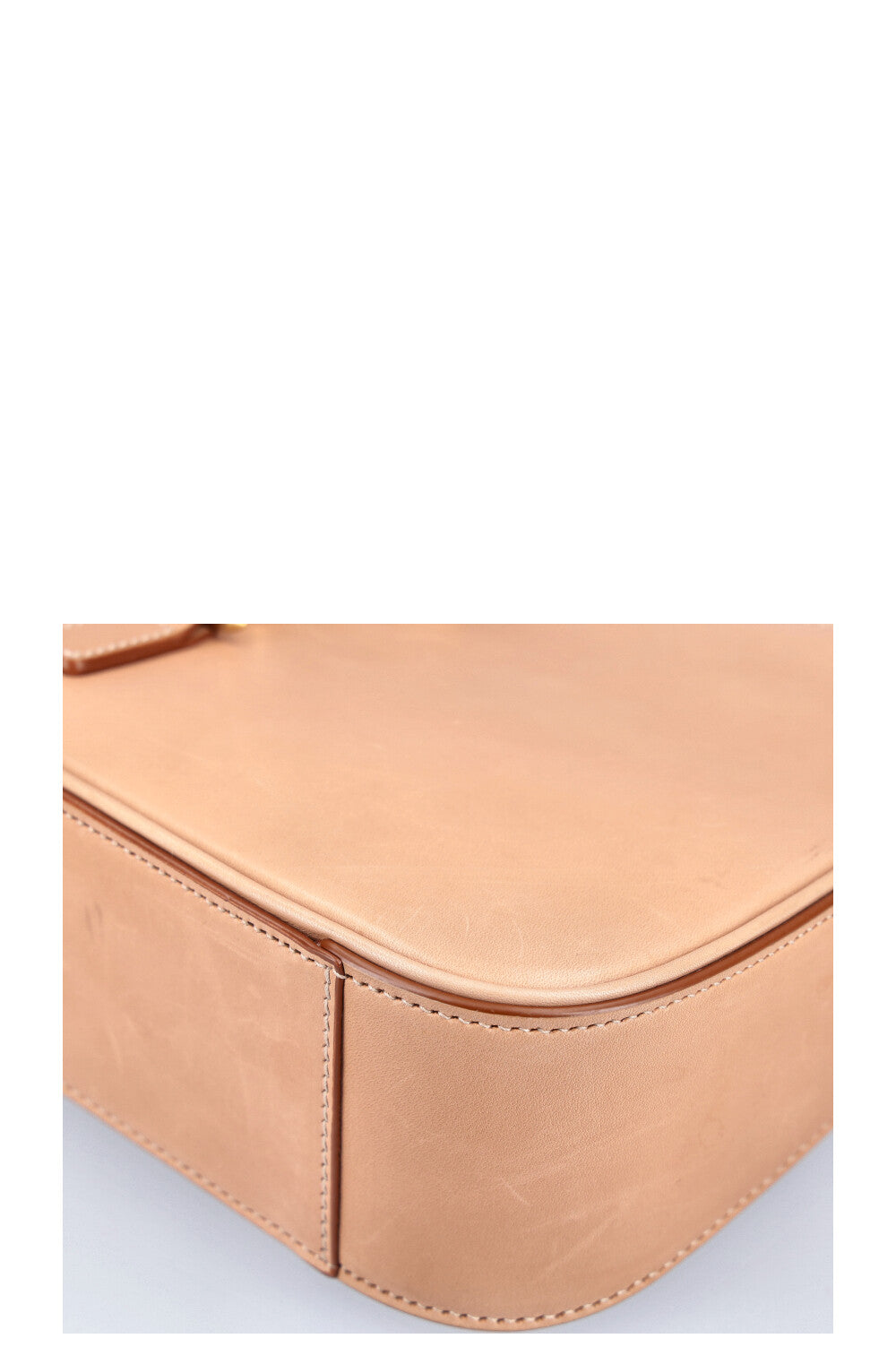 SAINT LAURENT Le 5 à 7 Bag Tanned Leather