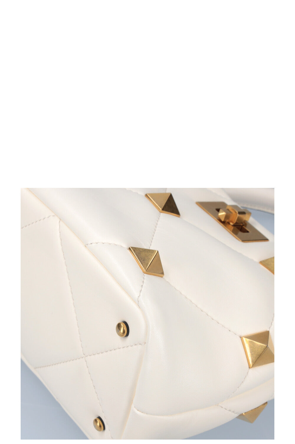 VALENTINO Roman Stud The Handle Bag Ivory