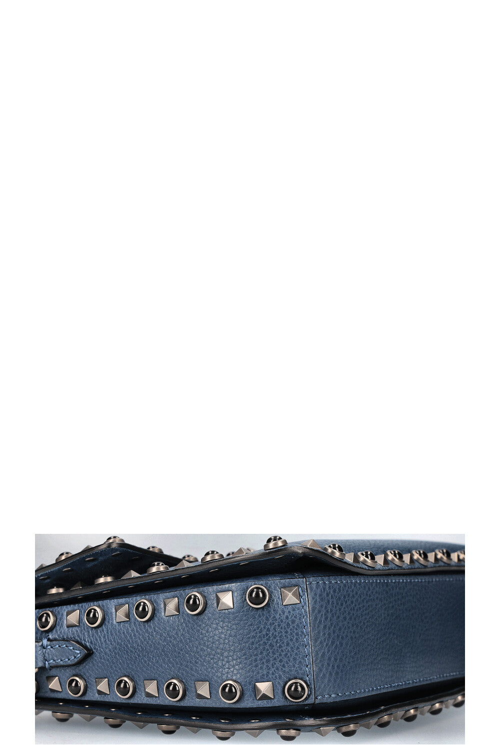 Rockstud Rolling ぺブルレザー ショルダーバッグ Rockstud Rolling ぺブルレザー ショルダーバッグ (VALENTINO