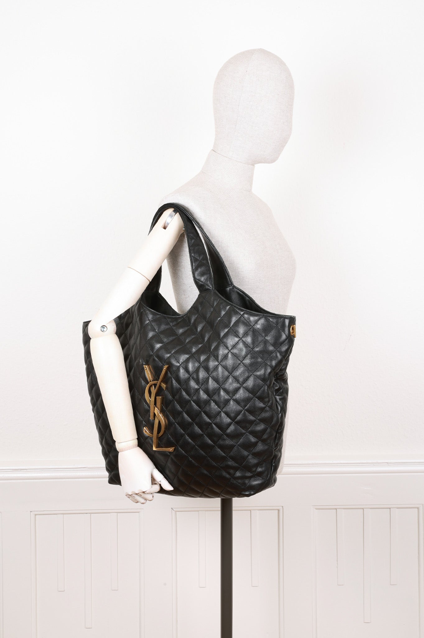 SAINT LAURENT Icare Bag Black – REAWAKE