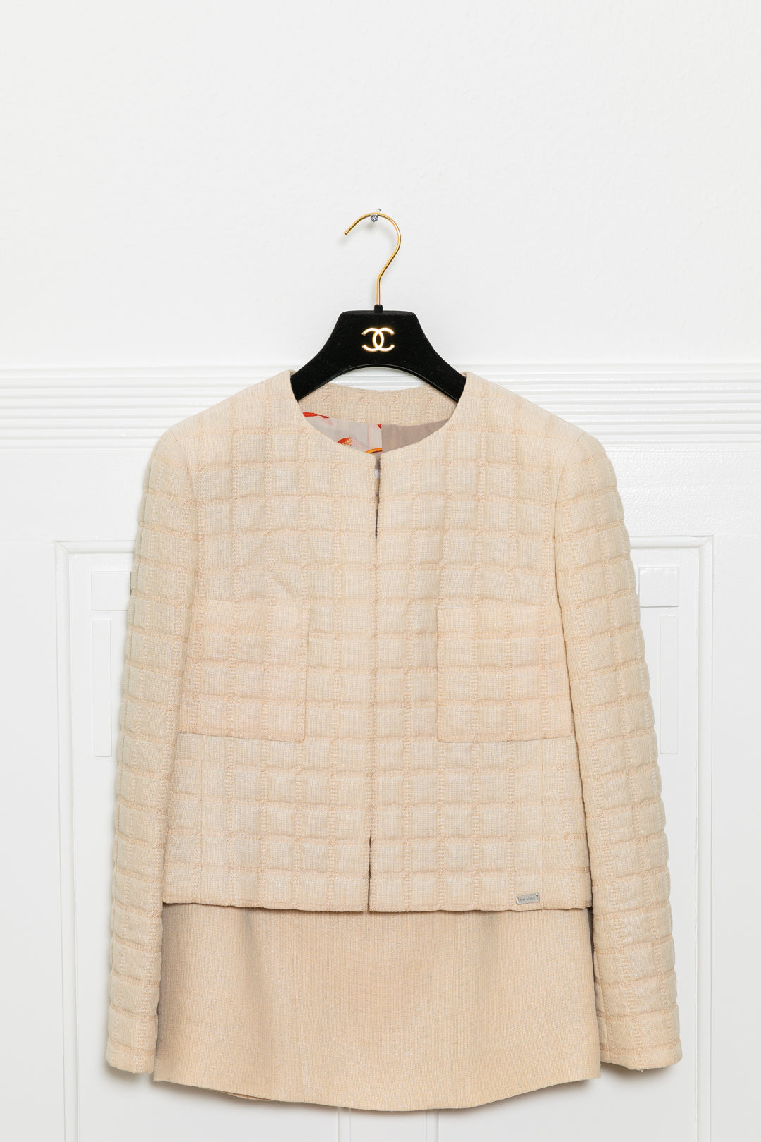 CHANEL Trois Pieces Beige