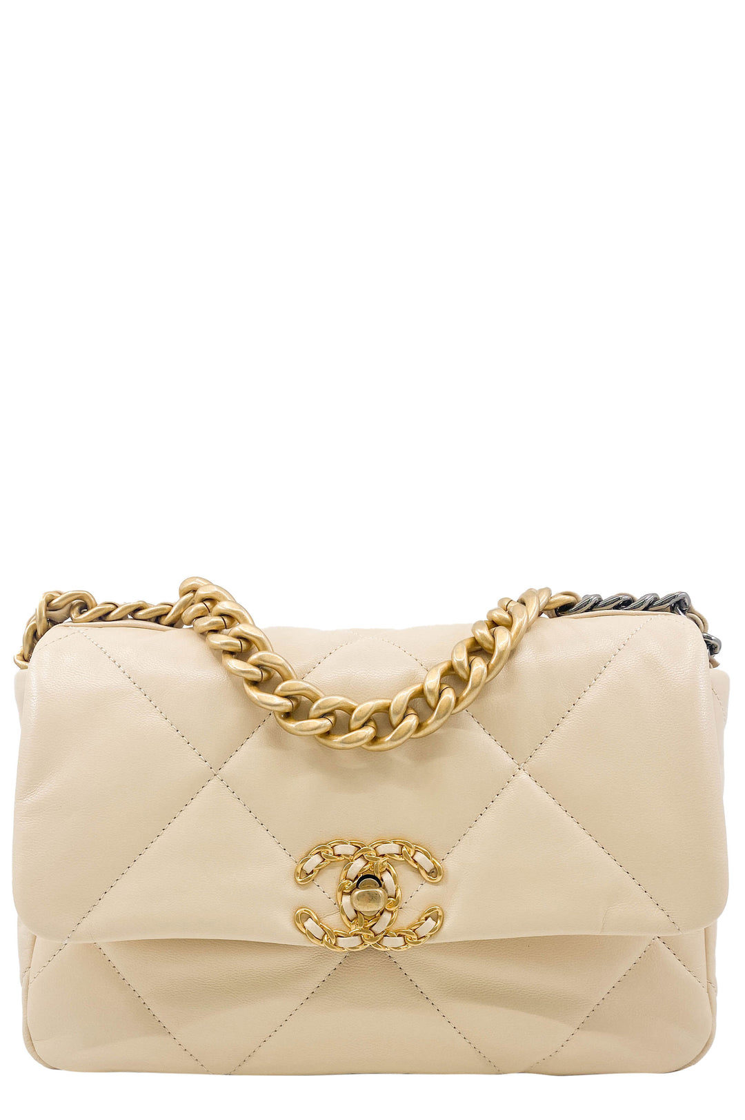 CHANEL 19 Light Beige Small – REAWAKE