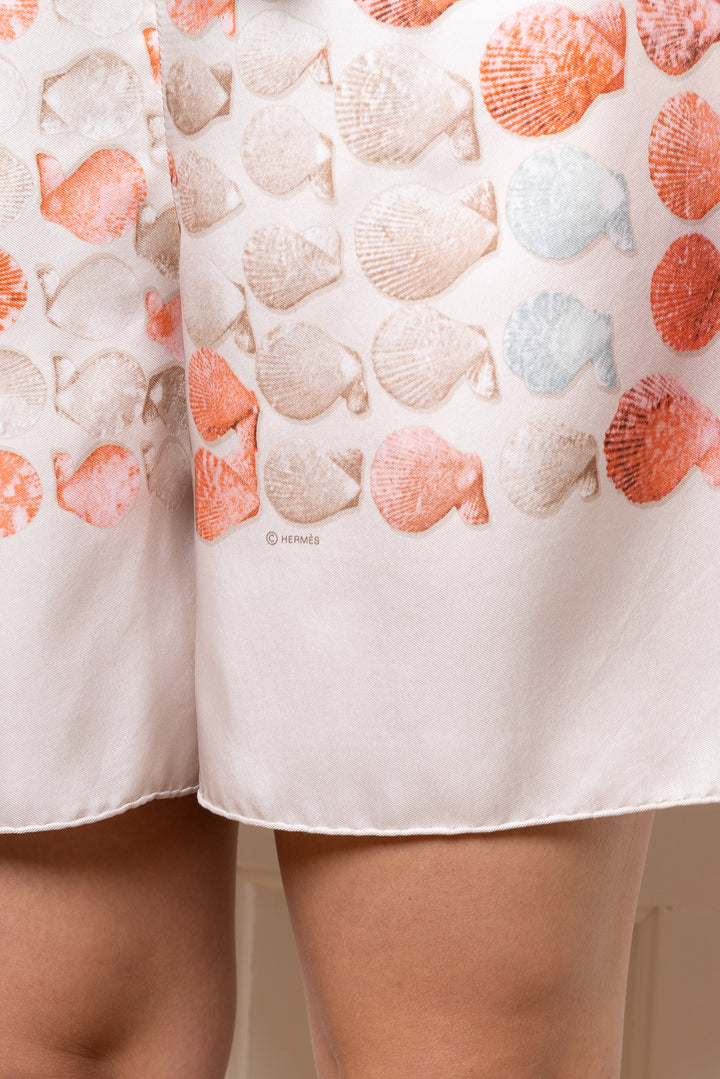 REAWAKE ATELIER Shorts Hermès Carré Shells Silk